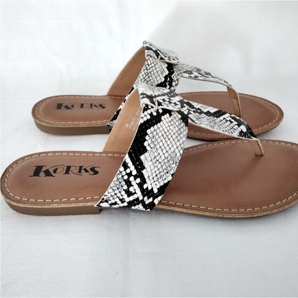 Korks by Kork-ease Dawn Snake Print Slip on Slide Sandals. Size 8 - Picture 5 of 10